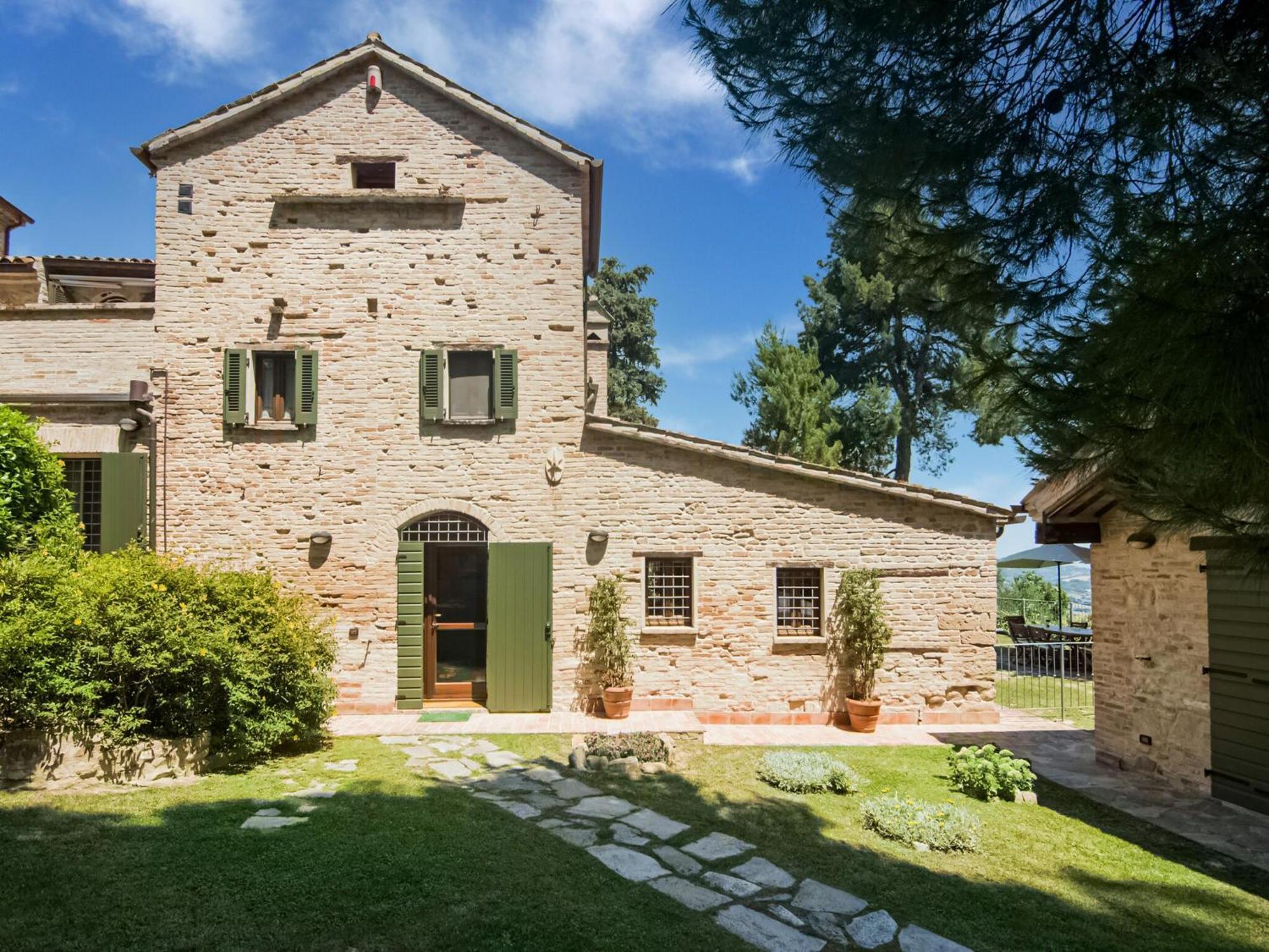 Stunning Apartment In Mombaroccio Near Metauro River 外观 照片