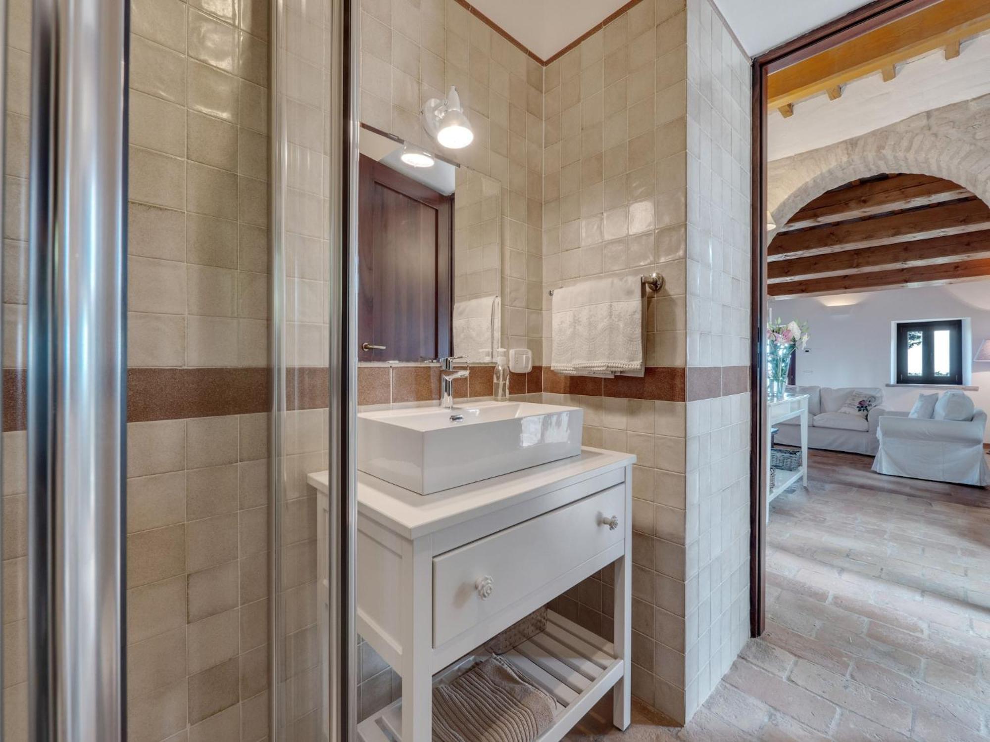 Stunning Apartment In Mombaroccio Near Metauro River 外观 照片